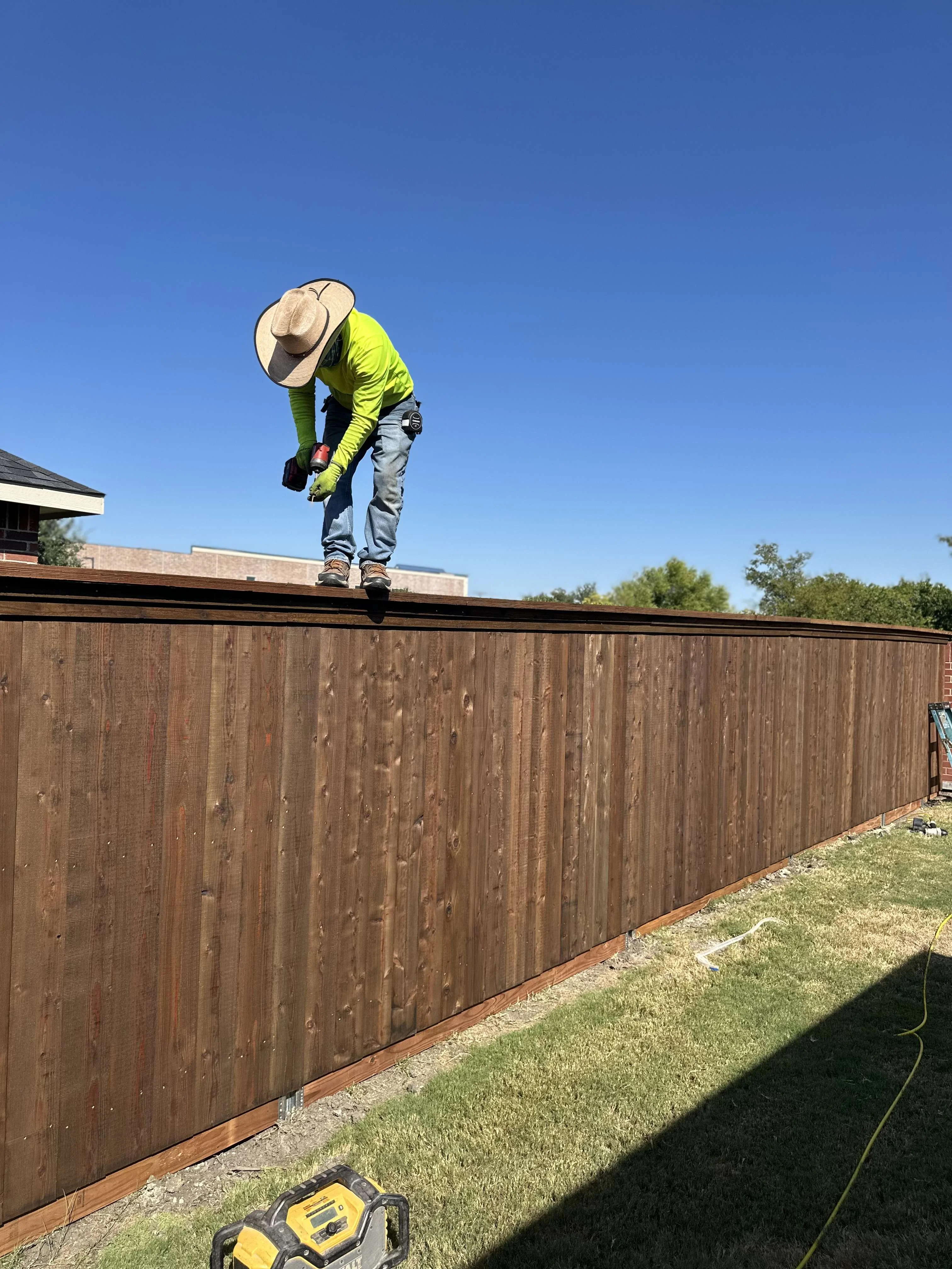 fence residential